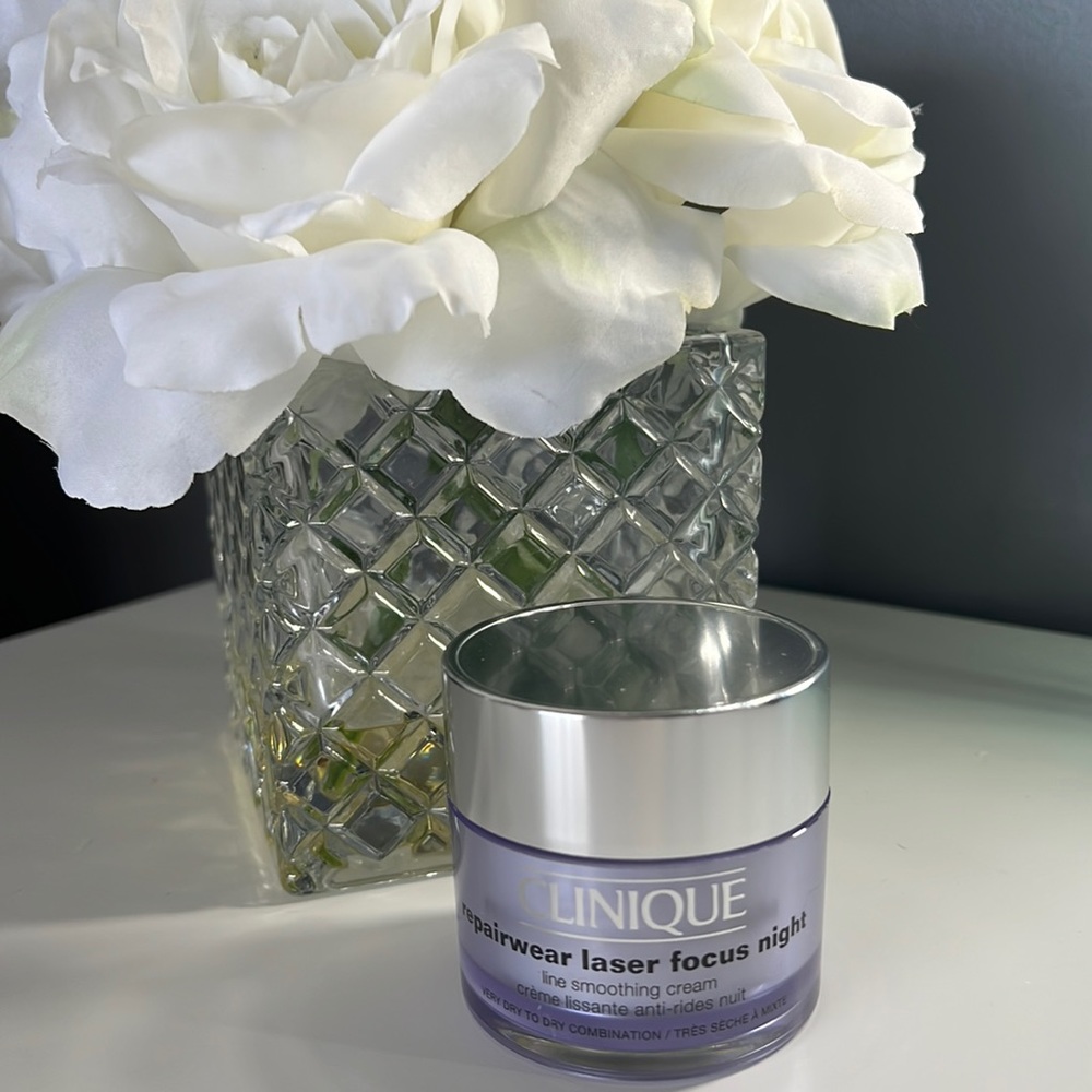 Repairwear laser focus night clinique